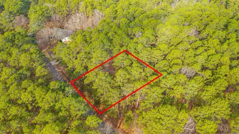 Nn Pyrenees Way, Hot Springs Village, AR 71913
