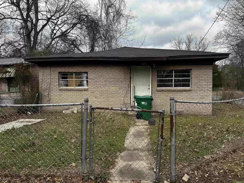 517 E 17th Ave, Pine Bluff, AR 71601