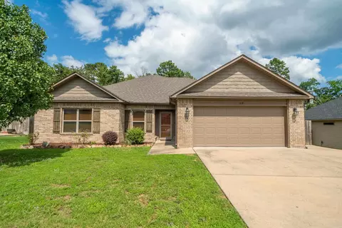 149 Cambridge Dr, Hot Springs, AR 71913