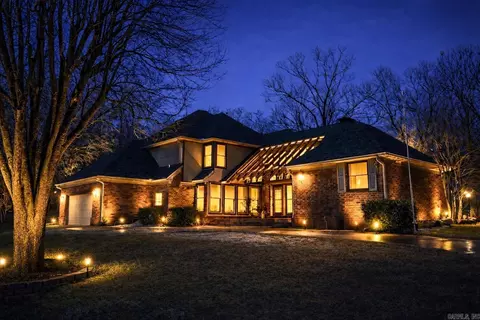 112 Shamrock Ln, Hot Springs, AR 71913