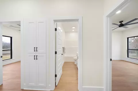 Entry Way - 115 Bob White Cv, Beebe, AR 72012 photo 5 of 5