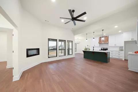 Living - 115 Bob White Cv, Beebe, AR 72012 photo 1 of 2