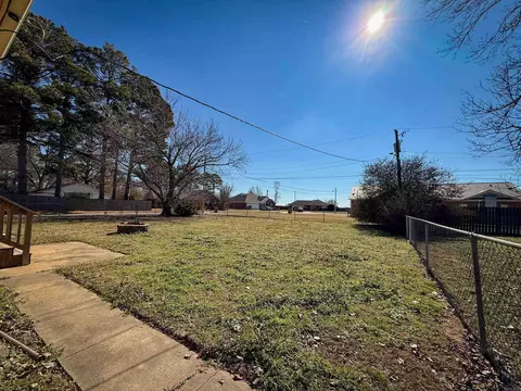 Exterior - 357 Barry St, Wynne, AR 72396 photo 3 of 5