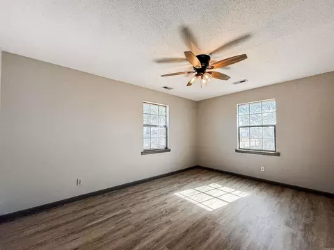 Bedroom - 357 Barry St, Wynne, AR 72396 photo 3 of 7