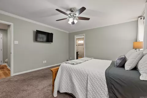Bedroom - 1804 Maple Rdg, Benton, AR 72019 photo 2 of 10