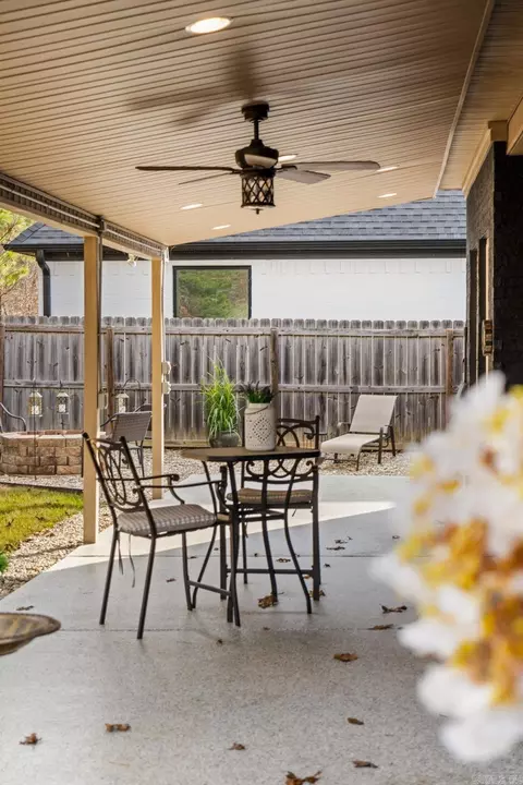 Exterior - 1804 Maple Rdg, Benton, AR 72019 photo 6 of 10