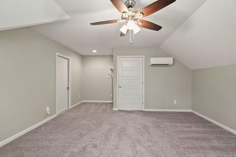 Bedroom - 1804 Maple Rdg, Benton, AR 72019 photo 9 of 10
