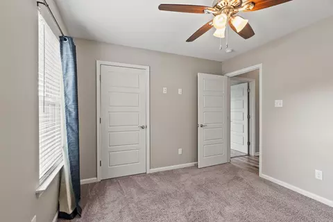 Bedroom - 1804 Maple Rdg, Benton, AR 72019 photo 6 of 10