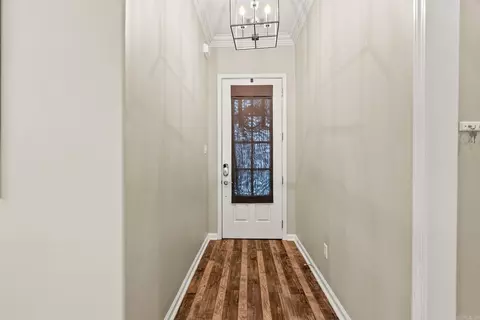 Entry Way - 1804 Maple Rdg, Benton, AR 72019 photo 1 of 3