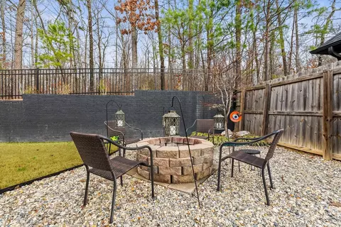 Exterior - 1804 Maple Rdg, Benton, AR 72019 photo 5 of 10