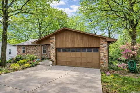 7416 Toltec Dr, North Little Rock, AR 72116