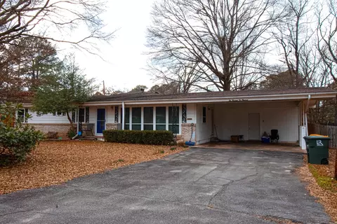 10200 Stardust Trl, Little Rock, AR 72209