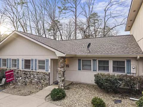 26 Macotera Pl, Hot Springs Village, AR 71909