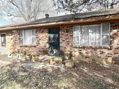 597 Sixteenth Section Rd, Mcrae, AR 72102