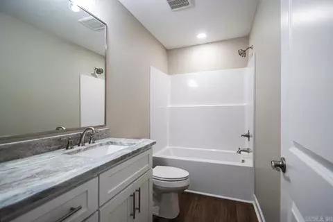 Bath - 1117 Duke Dr, Bauxite, AR 72011 photo 2 of 2