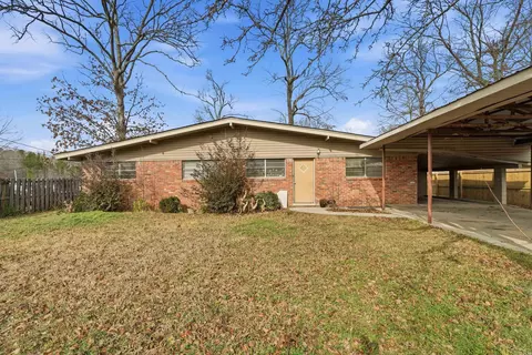 6920 Holtdale Ln, North Little Rock, AR 72118