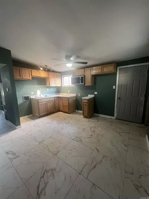 Kitchen - 3100 Jonquil St, Pine Bluff, AR 71603 photo 3 of 3