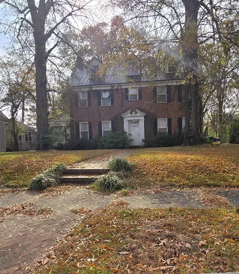 402 W Martin Pl, Pine Bluff, AR 71601