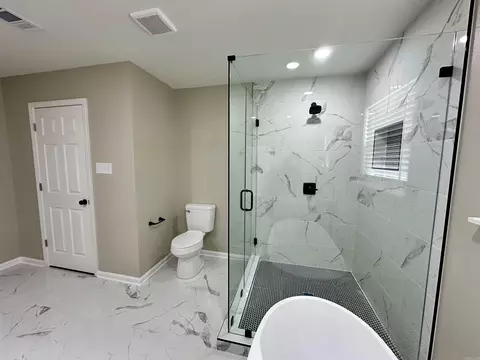 Bath - 113 Walnut St, Cabot, AR 72023 photo 4 of 5