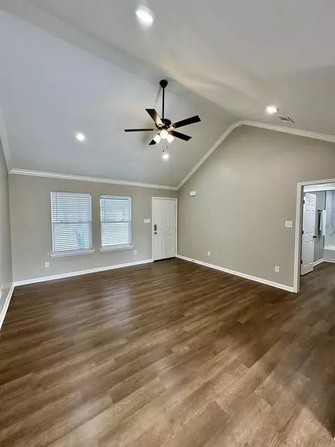 Living - 113 Walnut St, Cabot, AR 72023 photo 3 of 5