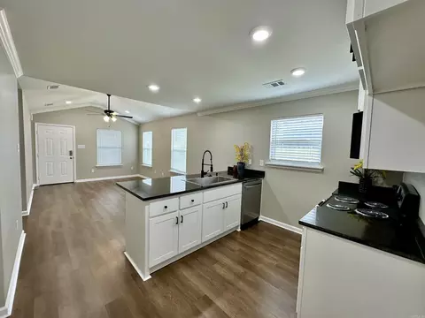 Kitchen - 110 N Monroe St, Cabot, AR 72023 photo 4 of 4