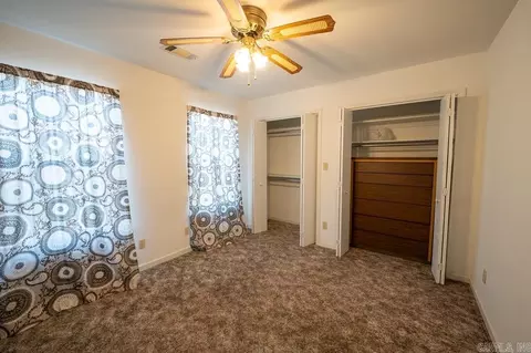 Bedroom - 8237 Zuber Rd, Benton, AR 72019 photo 4 of 6