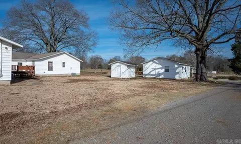 Exterior - 8237 Zuber Rd, Benton, AR 72019 photo 10 of 12