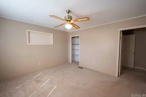 Bedroom - 8237 Zuber Rd, Benton, AR 72019 photo 3 of 6