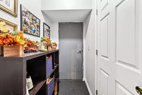 Entry Way - 401 Aden Ave, Haskell, AR 72015 photo 2 of 2