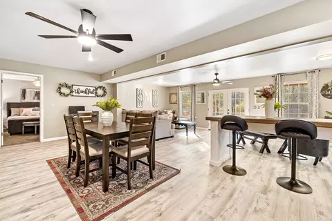 Dining - 401 Aden Ave, Haskell, AR 72015 photo 2 of 5