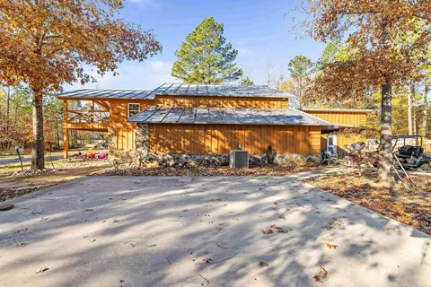 Exterior - 401 Aden Ave, Haskell, AR 72015 photo 2 of 9