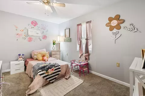Bedroom - 401 Aden Ave, Haskell, AR 72015 photo 3 of 6