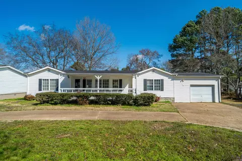 129 Century Cir, Hot Springs, AR 71913