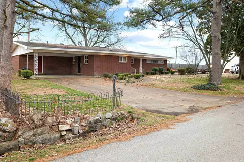 414 Ridgecrest Dr, Walnut Ridge, AR 72476
