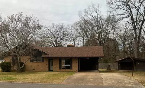 1209 Oak Ave, Crossett, AR 71635