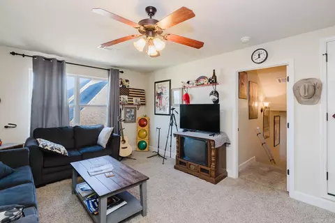 Entry Way - 3016 Olson Cir, Bryant, AR 72022 photo 4 of 4