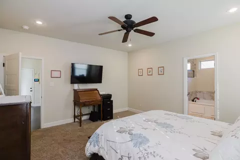 Bedroom - 3016 Olson Cir, Bryant, AR 72022 photo 2 of 4