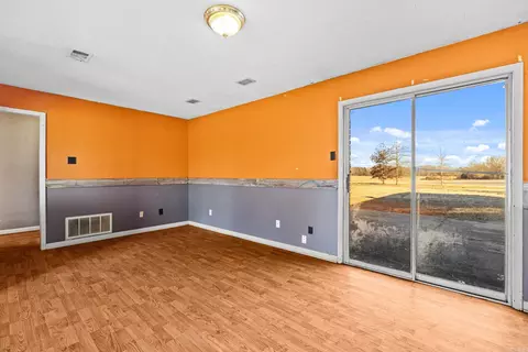 Living - 102 Bethlehem Rd, Austin, AR 72007 photo 2 of 2