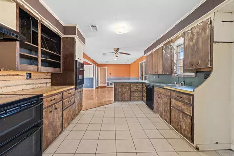 Kitchen - 102 Bethlehem Rd, Austin, AR 72007 photo 4 of 6
