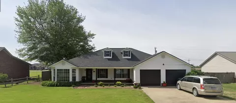 2003 Ashley St, Walnut Ridge, AR 72476 photo 1