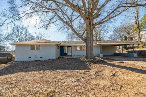 904 Richard St, Hot Springs, AR 71913