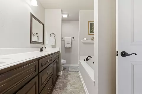 Bath - 617 Joseph Dr, Alexander, AR 72002 photo 1 of 3