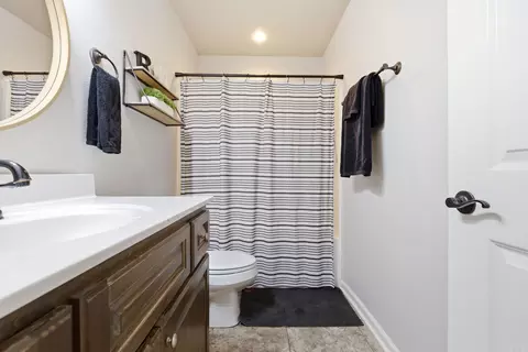 Bath - 617 Joseph Dr, Alexander, AR 72002 photo 3 of 3