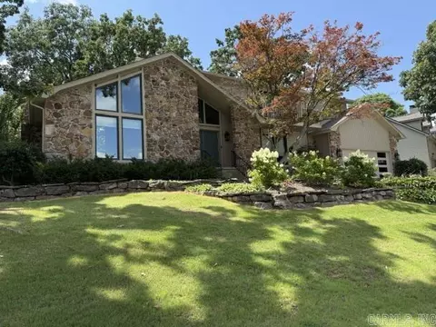 714 Loyola Dr, Little Rock, AR 72211