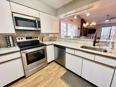 Kitchen - 21 Pine Cv #C, Mount Ida, AR 71957 photo 1 of 3