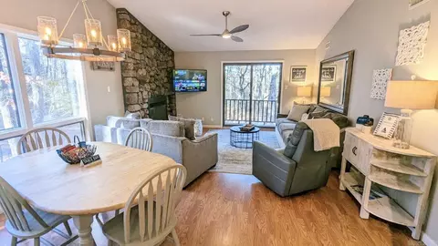 Dining - 21 Pine Cv #C, Mount Ida, AR 71957 photo 1 of 4
