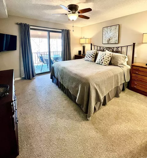 Bedroom - 21 Pine Cv #C, Mount Ida, AR 71957 photo 3 of 5