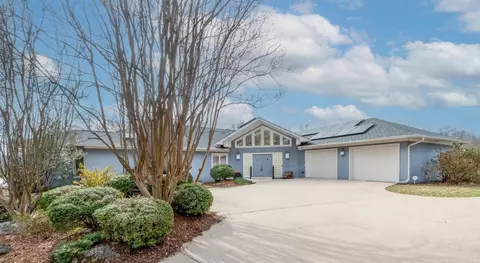 17 Breezewood Cv, Maumelle, AR 72113