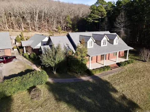 801 Alaskan Trl, Russellville, AR 72802