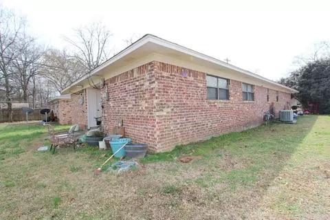 Exterior - Oliver-bradley, Conway, AR 72034 photo 3 of 16